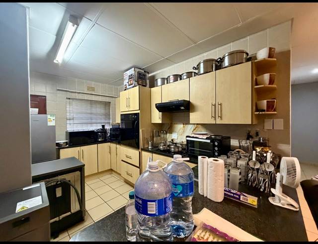 2 BEDROOM SECTIONAL TITLE FOR SALE IN ARBORETUM